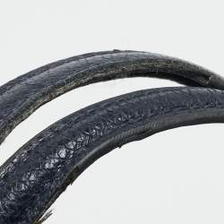 مملوكة مسبقًا حقيبة كوتش كريستي ساتشيل جلد أزرق بحري كبيرة