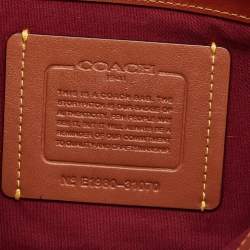 Pre Owned حقيبة كروس بودي كوتش رايلي كانفاس مغلف بالشعار بني