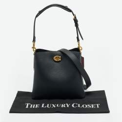 Pre Owned Coach Willow Black Leather Bucket Bag