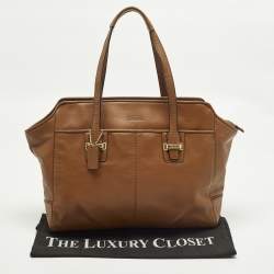 مملوكة مسبقًا حقيبة يد كوتش تايلور أليكسيس جلد بني متعددة الاستعمالات