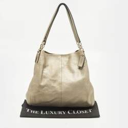 مملوكة مسبقًا حقيبة كتف كوتش ماديسون فيبي جلد بيج ميتاليك