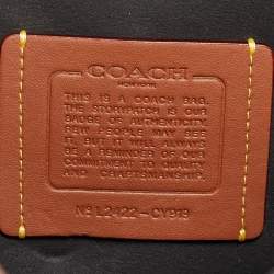 Pre Owned حقيبة كتف كوتش جلد محبب أبيض تابّي 26