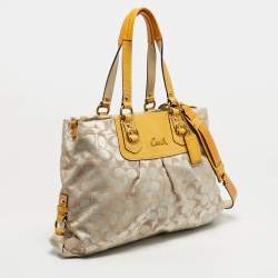 مملوكة مسبقًا Coach Ashley Mustard/Beige Signature Fabric and Patent Leather Shoulder Bag