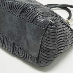 مملوكة مسبقًا Coach Madison Pinnacle Carrie Metallic Pleated Leather Satchel