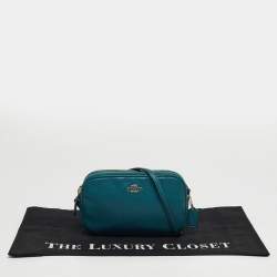 Pre Owned حقيبة كروس كاميرا جلد أخضر بلون البركة بكيسين بسحاب مزدوج من كوتش