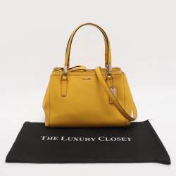 مملوكة مسبقًا Coach Christie Carryall Mini Yellow Leather Satchel