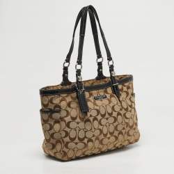 مملوكة مسبقًا Coach Beige/Brown Signature Canvas and Leather Gallery Tote