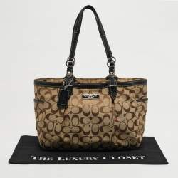 مملوكة مسبقًا Coach Beige/Brown Signature Canvas and Leather Gallery Tote
