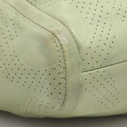 مملوكة مسبقًا حقيبة كتف كوتش جلد مثقب أخضر