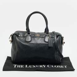 مملوكة مسبقًا حقيبة كوتش "سمول بينيت" جلد و كانفاس مقوى مطبوع نقشة شعار الماركة بيج و بني فاتح