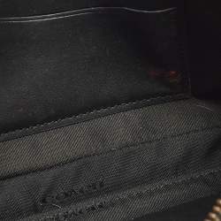 Pre Owned حقيبة كروس كوتش كيرا جلد أسود بسحاب مزدوج