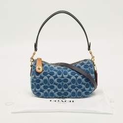 مملوكة مسبقًا حقيبة كتف كوتش سوينجر 23 كانفاس جاكار بشعار ماركة بني