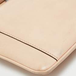 مملوكة مسبقًا Coach Front Pocket Peach Leather Flat Crossbody Bag