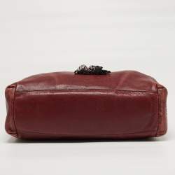 مملوكة مسبقًا حقيبة كتف كوتش جلد أحمر بخيط ماكدسون