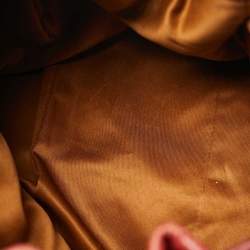 مملوكة مسبقًا حقيبة كتف كوتش جلد أحمر بخيط ماكدسون