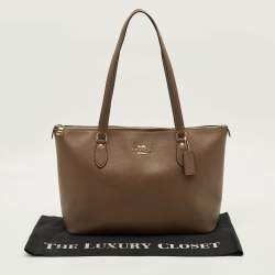 مملوكة مسبقًا حقيبة يد كوتش غاليري جلد بني