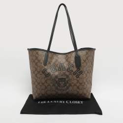 Pre Owned Coach Variety City Beige Signature Coated Canvas Shopper Tote