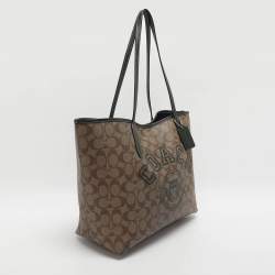 Pre Owned Coach Variety City Beige Signature Coated Canvas Shopper Tote