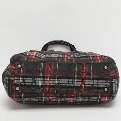 مملوكة مسبقًا حقيبة يد كوتش بوبى متعددة الألوان / سوداء كانفاس شهيرة وجلد براءة الاختراع