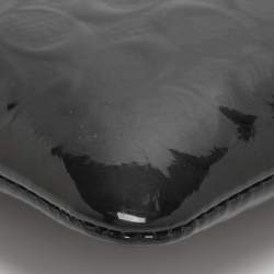 Pre Owned حقيبة كوتش حمالة معصم جلد لامع بصمة الشعار أسود