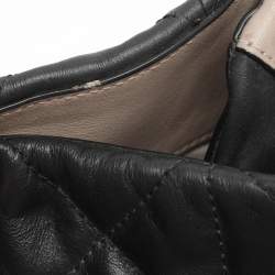 Pre Owned Coach Phoebe Black/Beige Quilted Leather Shoulder Bag