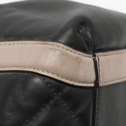 Pre Owned Coach Phoebe Black/Beige Quilted Leather Shoulder Bag