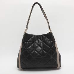 Pre Owned Coach Phoebe Black/Beige Quilted Leather Shoulder Bag