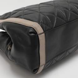 Pre Owned Coach Phoebe Black/Beige Quilted Leather Shoulder Bag