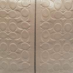 مملوكة مسبقًا Coach Legacy Tassel Taupe Signature Embossed Leather Shoulder Bag