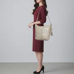 مملوكة مسبقًا Coach Legacy Tassel Taupe Signature Embossed Leather Shoulder Bag