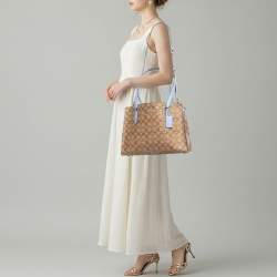 Pre Owned حقيبة يد كوتش تاتوم كاريال كانفاس مقوى شهيـرة زرقاء فاتحة/بيج جلد