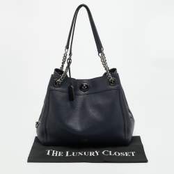 Pre Owned حقيبة كتف كوتشي ايدي قفل دوار جلد أزرق كحلي