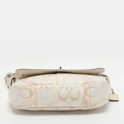 Pre Owned حقيبة كتف كوتش كانفاس مطبوع شعار الماركة بيج/كريمي وجلد