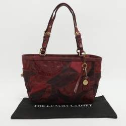 Pre Owned Coach Patchwork Burgundy Fabric and Leather Shoulder Bag