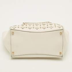 Pre Owned حقيبة كوتش كروسبي جلد أبيض زهري مزخرف