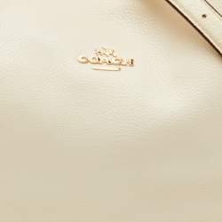 مملوكة مسبقًا Coach Off White Grained Leather Hobo