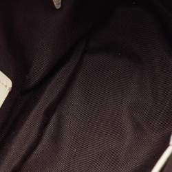 مملوكة مسبقًا Coach Off White Grained Leather Hobo