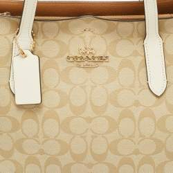 Pre Owned Coach Avenue Beige/White Signature Coated Canvas Tote