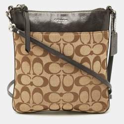مملوكة مسبقًا Coach Swingpack Dark Brown/Beige Signature Canvas and Leather Crossbody Bag