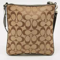 مملوكة مسبقًا Coach Swingpack Dark Brown/Beige Signature Canvas and Leather Crossbody Bag