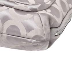 Pre Owned Coach Grey Signature Canvas Penelope Hobo