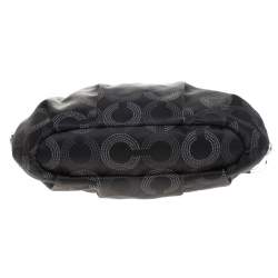 Pre Owned حقيبة كوتش قماش أسود بالشعار بيد علوية