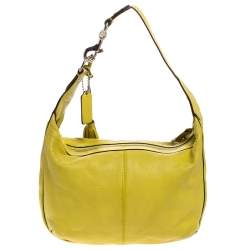 Pre Owned Coach Yellow Leather Avery Hobo