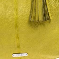 Pre Owned Coach Yellow Leather Avery Hobo