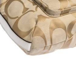 Pre Owned Coach Beige Signature Canvas and Leather Courtney Hobo