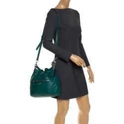 Pre Owned Coach Green Leather Daisy Drawstring Crossbody Bag