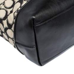 Pre Owned Coach Black/White Signature Canvas and Leather Tassel Hobo