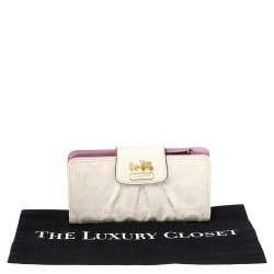 Pre Owned Coach Cream Signature Canvas and Leather Continental Wallet