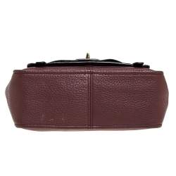 Pre Owned حقيبة كوتش جلد عنابي بقفل دوار