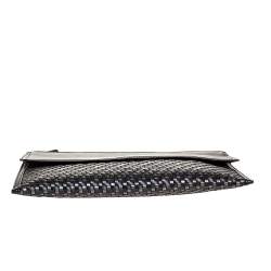 Pre Owned حقيبة كلتش كوتش جلد رصاصي/أسود مغزولة بقلاب